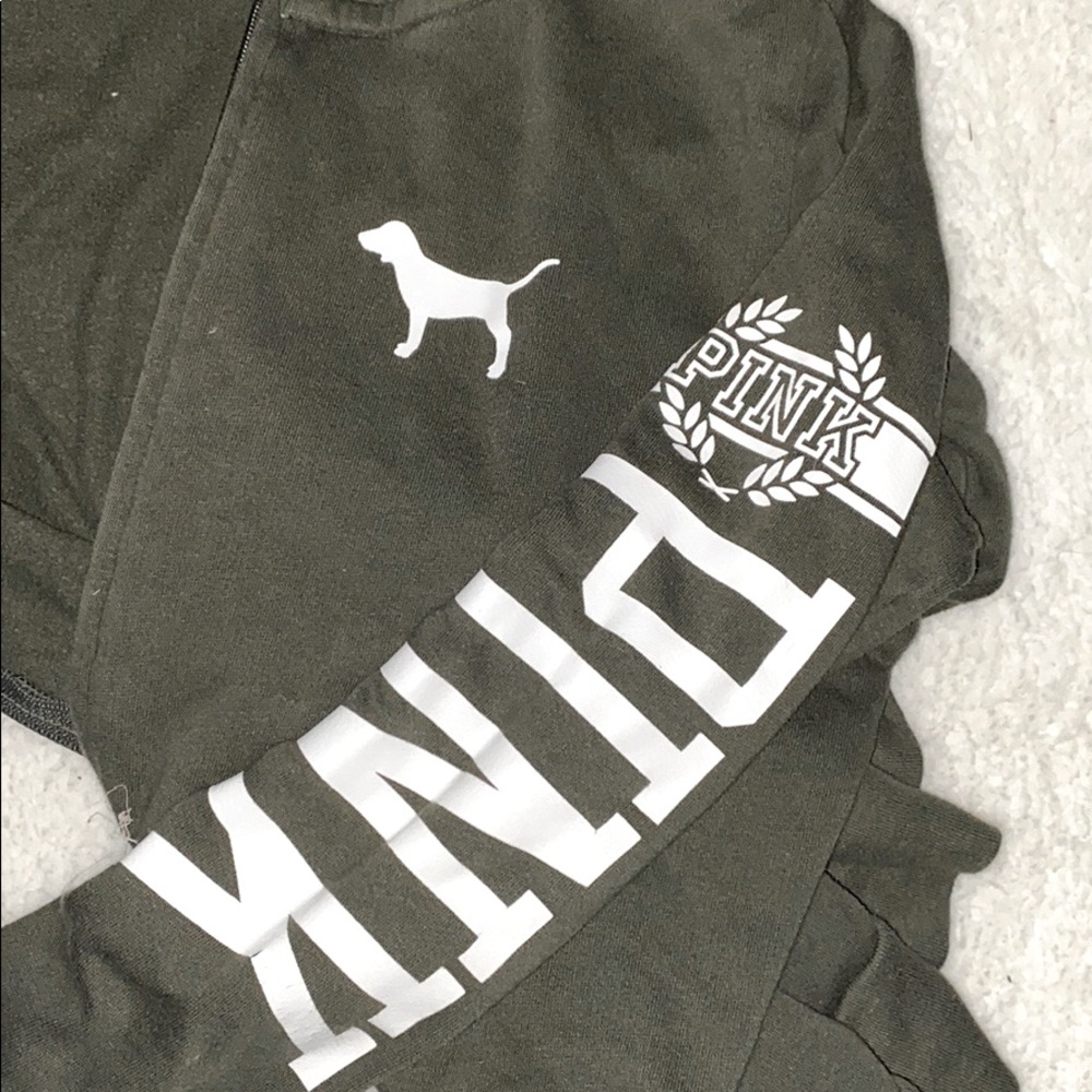 Pink sweatshirt size M